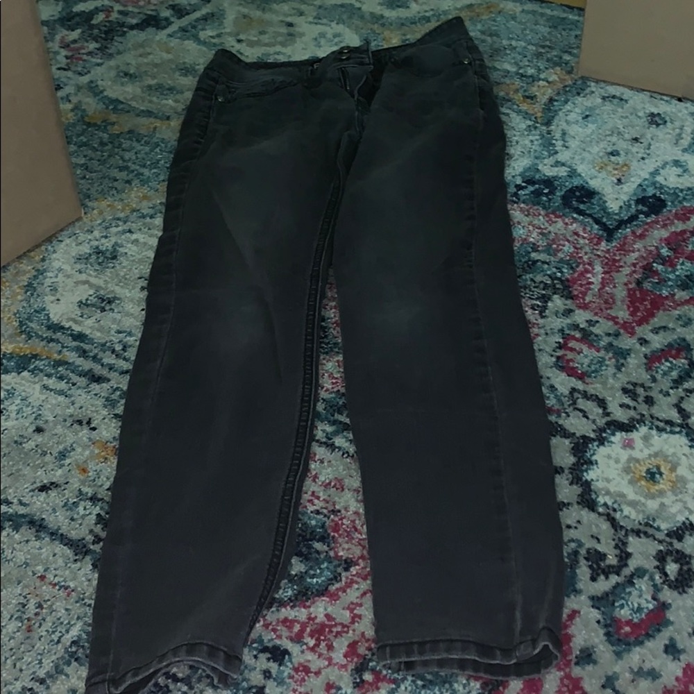 Gray skinny jeans